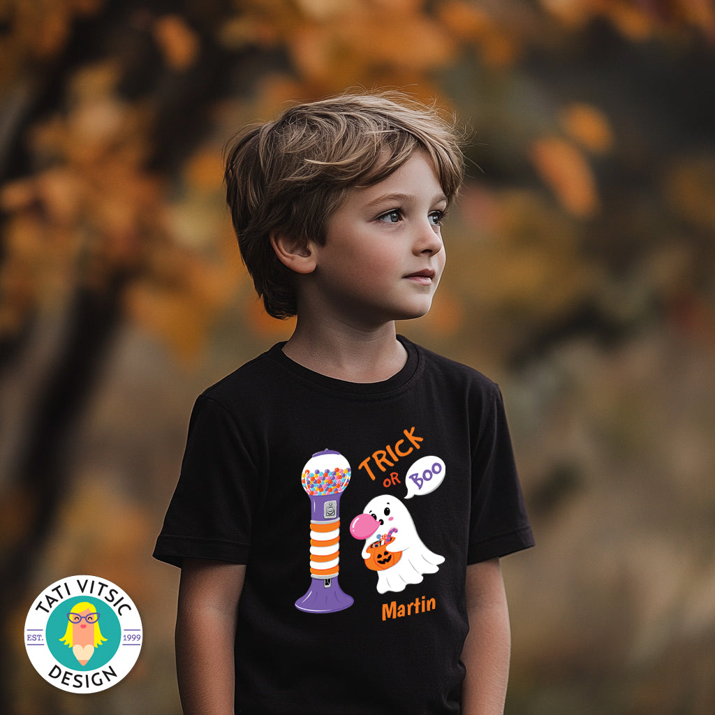 Camiseta infantil de algodão pesado com nome personalizado Halloween Trick or Boo